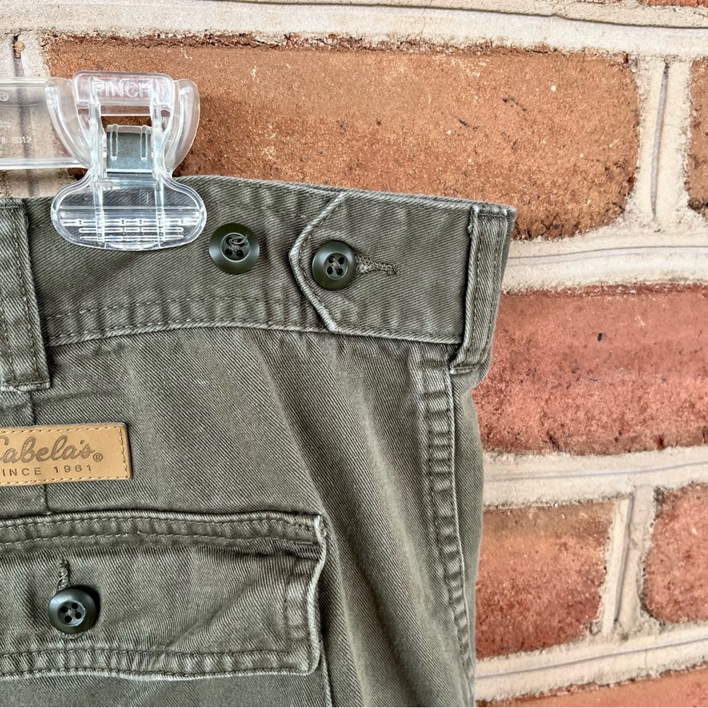 Men’s Cabelas 100% cotton khaki shorts size 44 - Picture 2 of 8